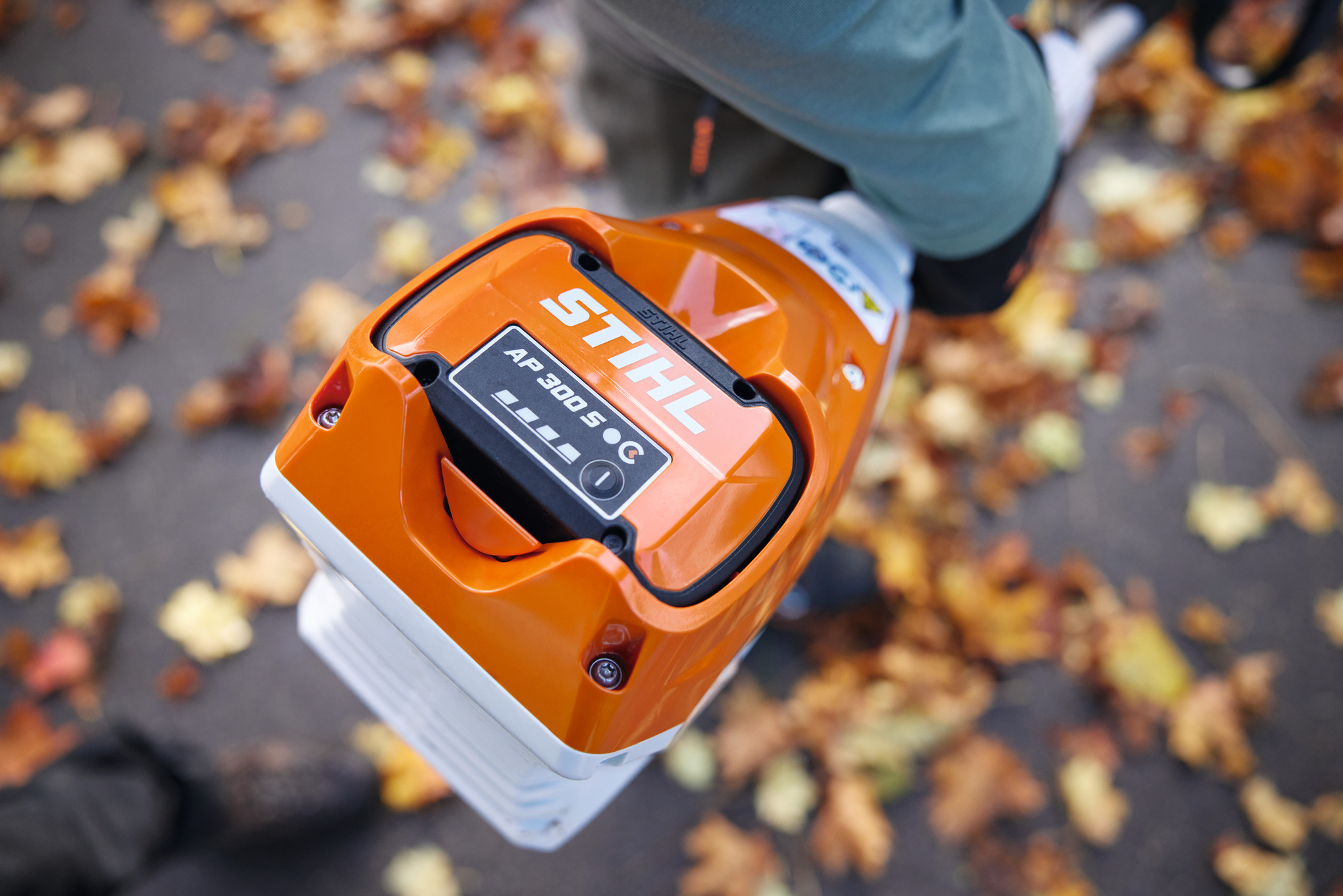 KMA 120 R Cordless KombiMotor tool only