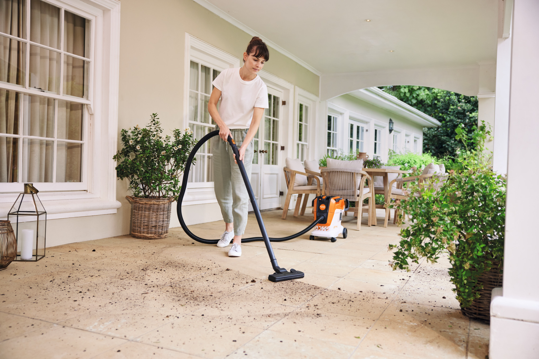 SEA 60 L Cordless Vacuum Cleaner tool only