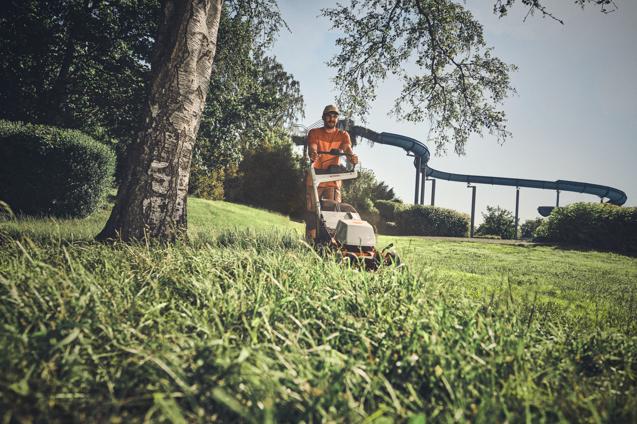 RMA 756 V Cordless Lawn Mower tool only