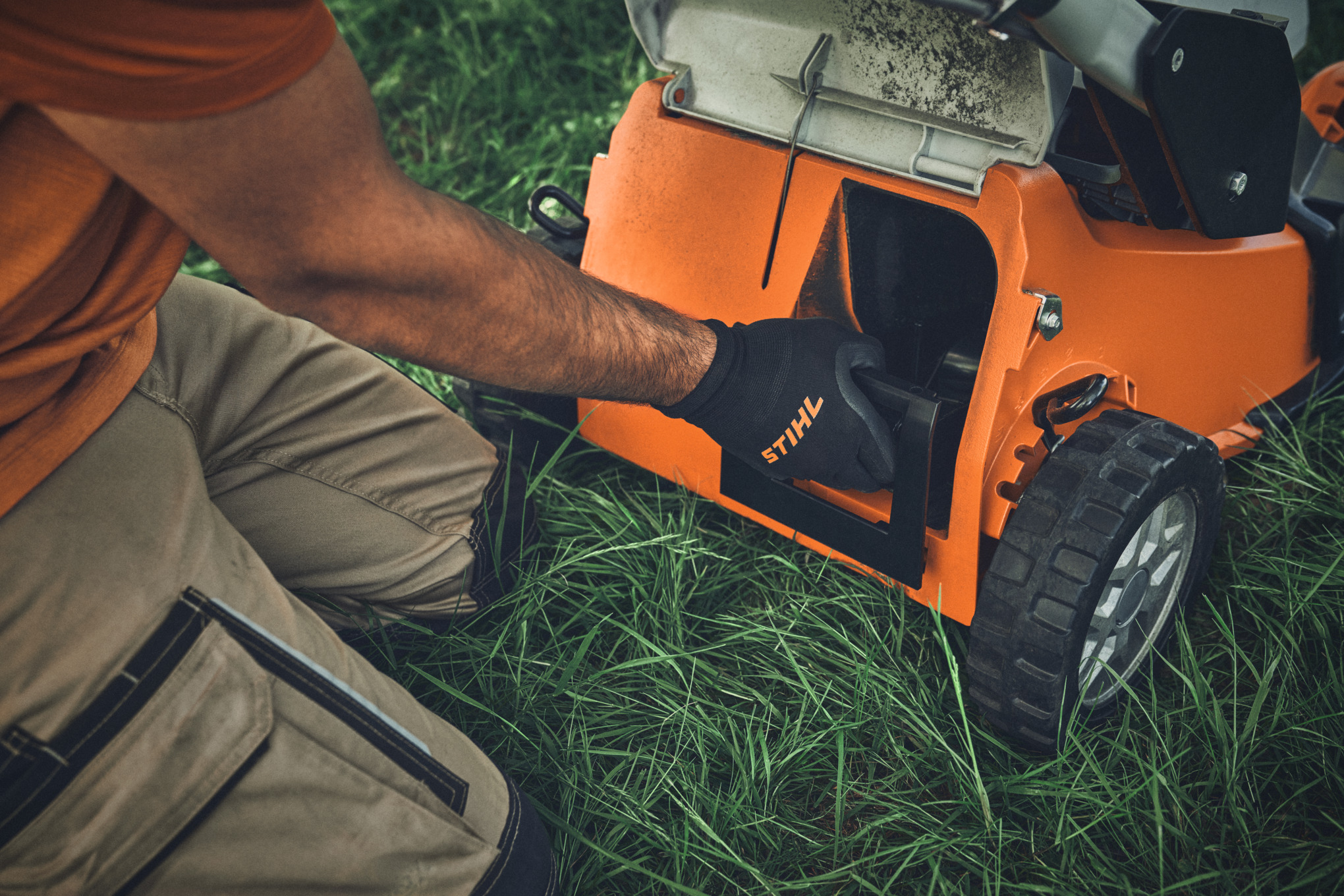 RMA 750 V Cordless Lawn Mower tool only