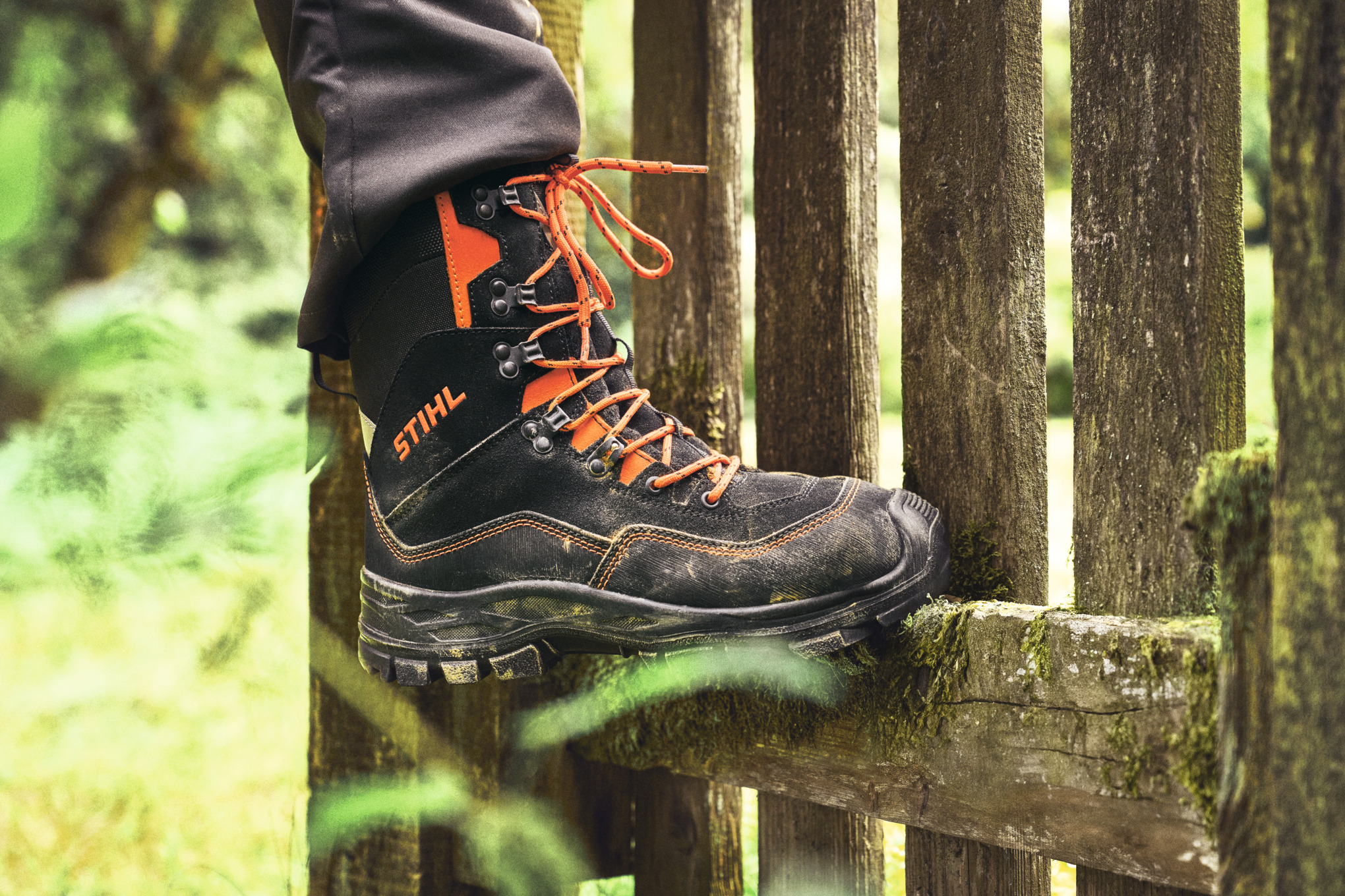 FUNCTION Active leather chainsaw boots