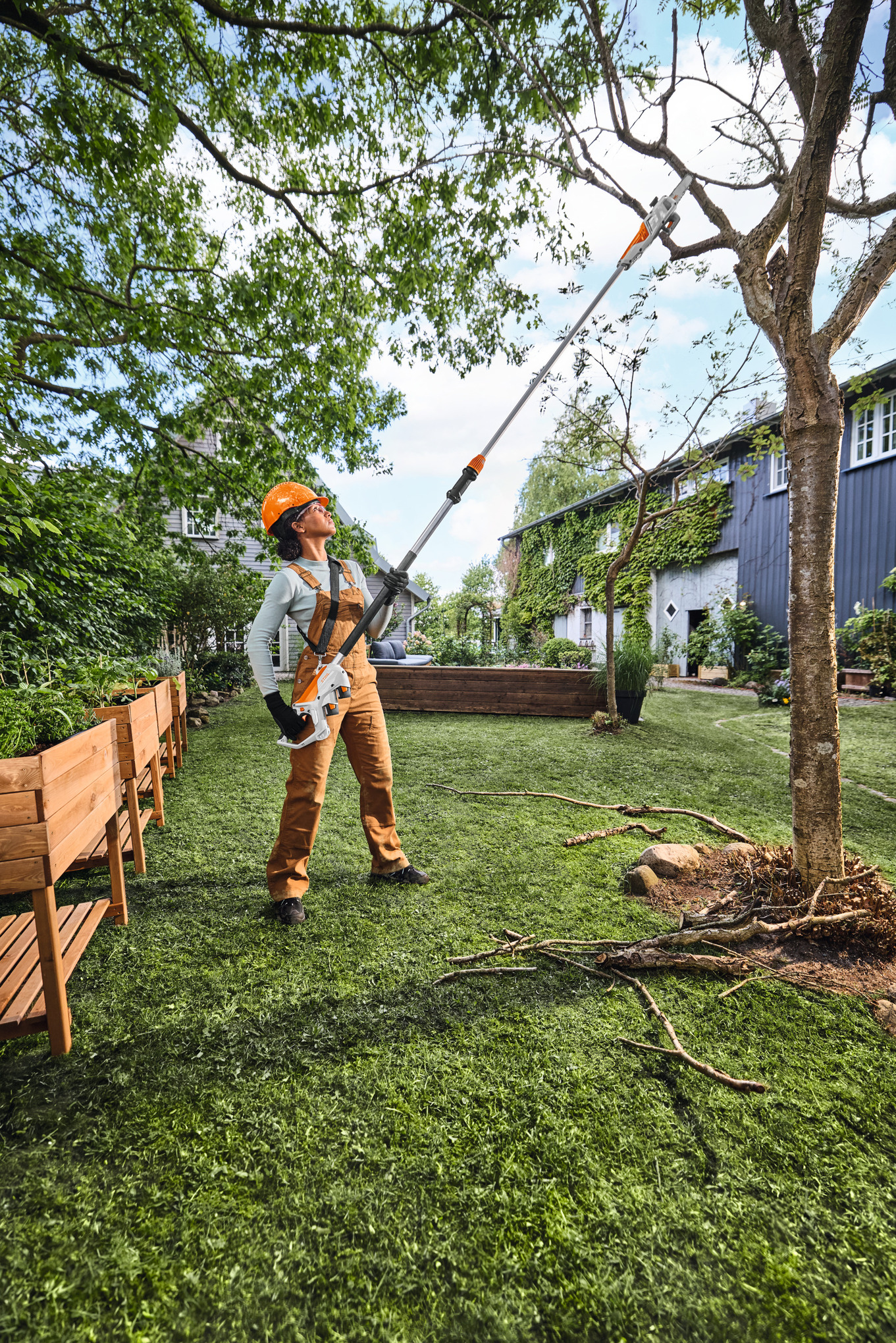 HTA 30 Cordless Pole Pruner with 2x AS 2 batteries and ALS 31 charger