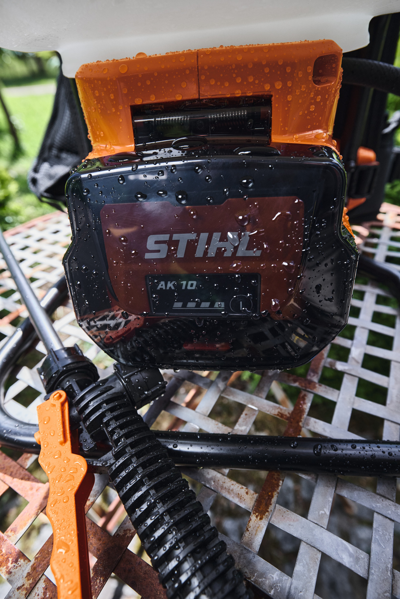 SGA 60 Cordless Sprayer tool only