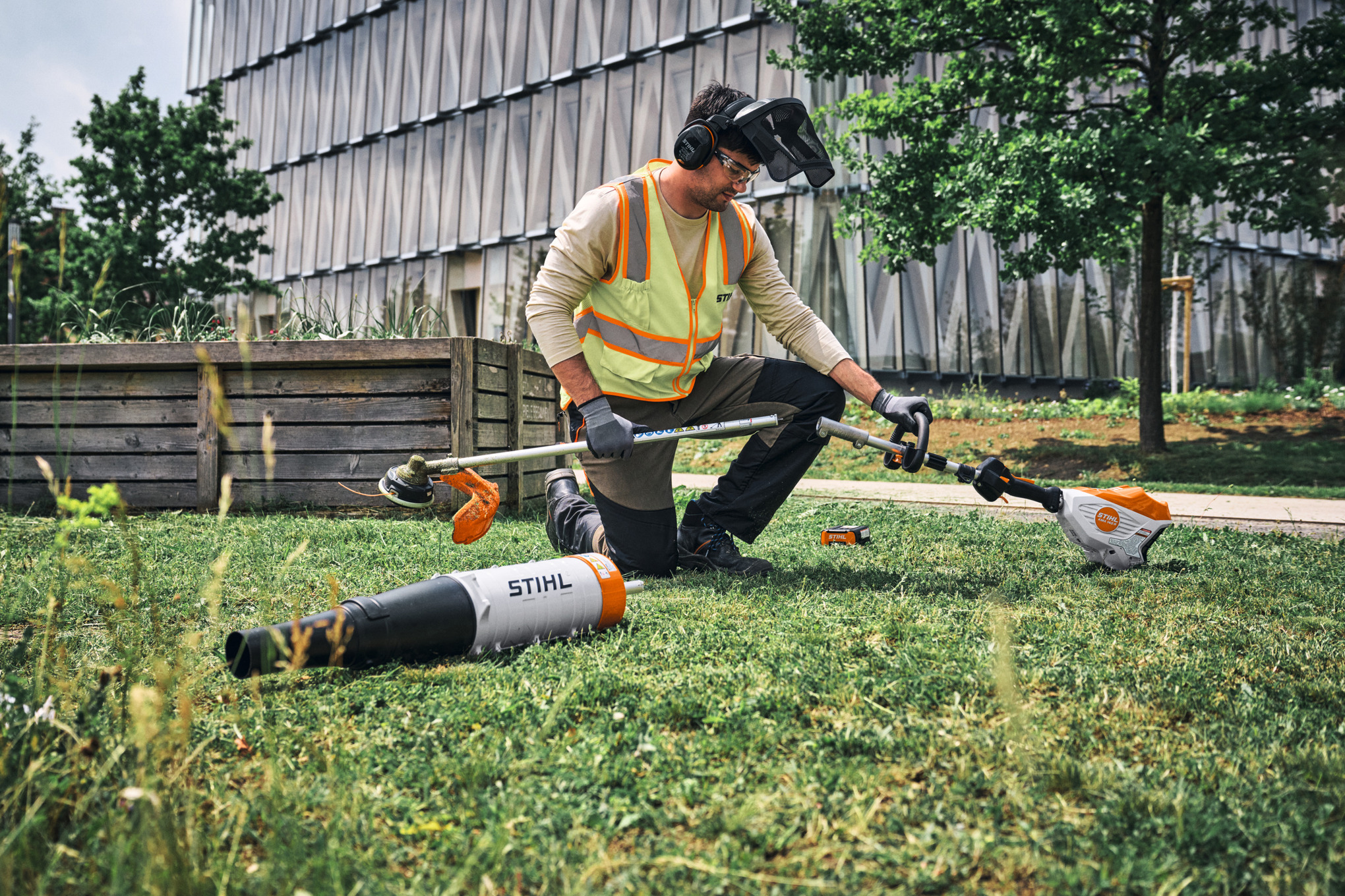 KMA 140 R Cordless KombiMotor tool only