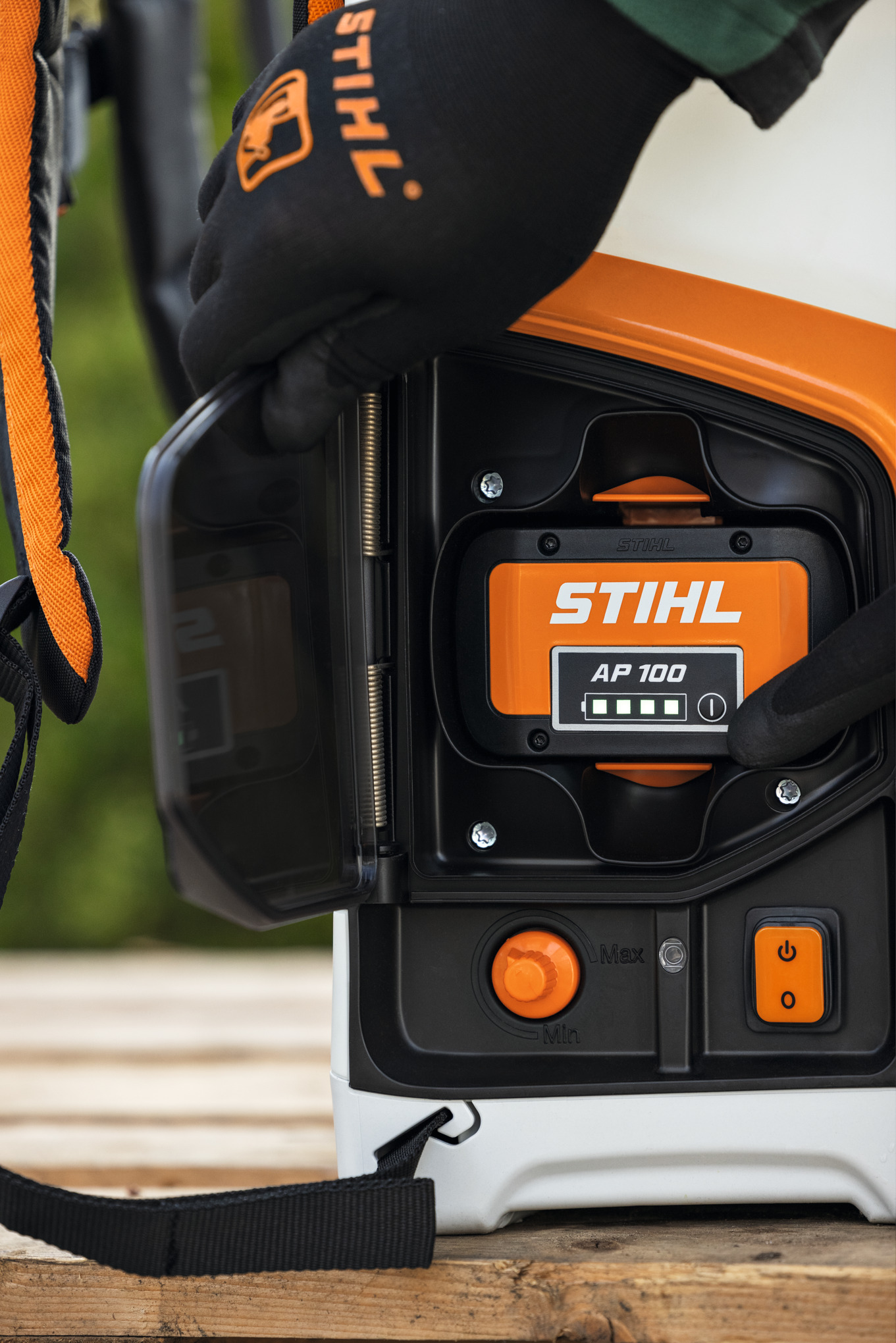 SGA 85 Cordless Sprayer tool only