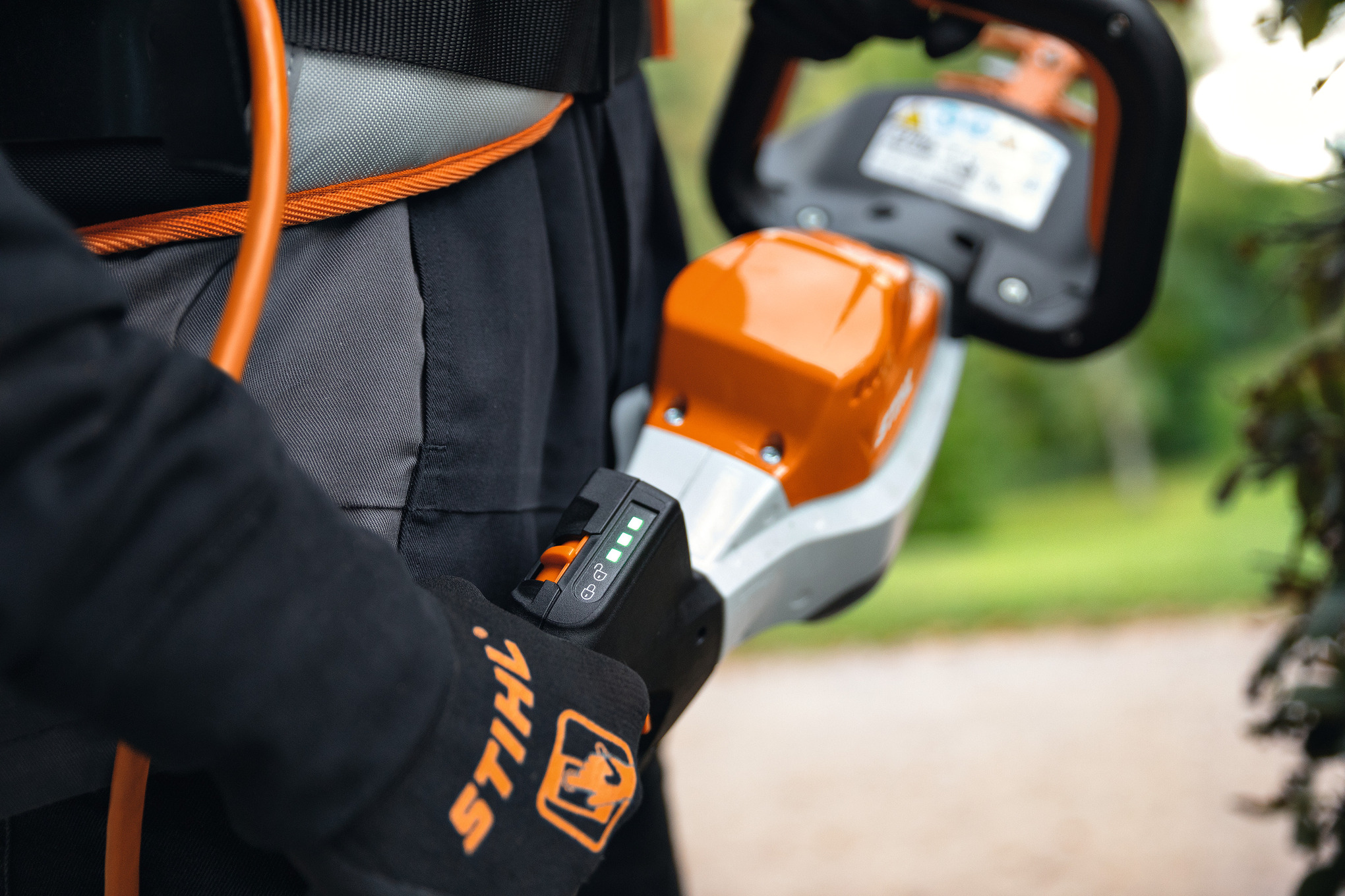 HSA 130 R Cordless Hedge Trimmer tool only