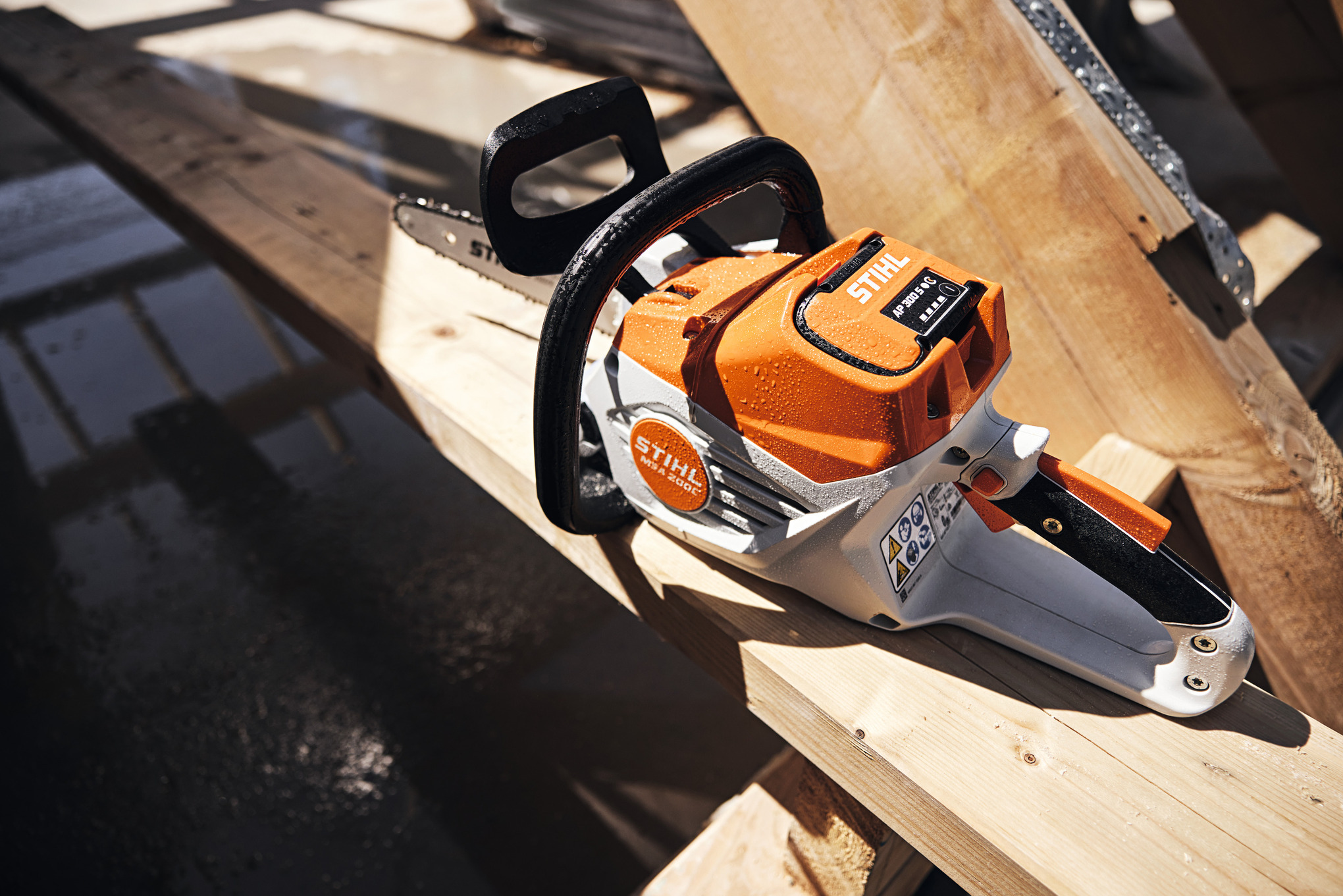 MSA 200 C-B Cordless Chainsaw tool only