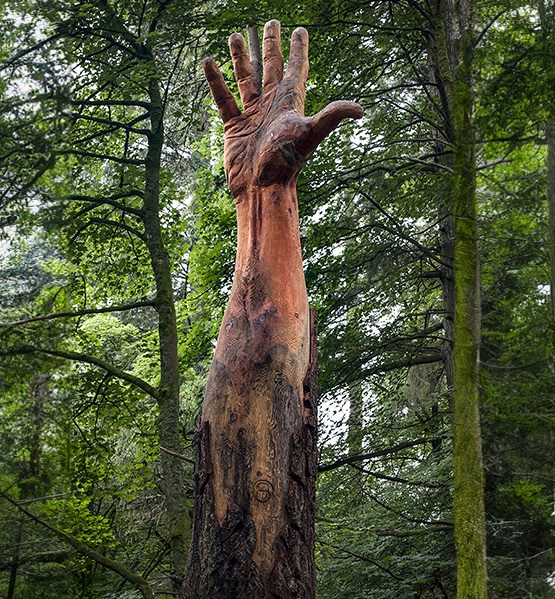 The Giant Hand of Vyrnwy by Simon O'Rourke